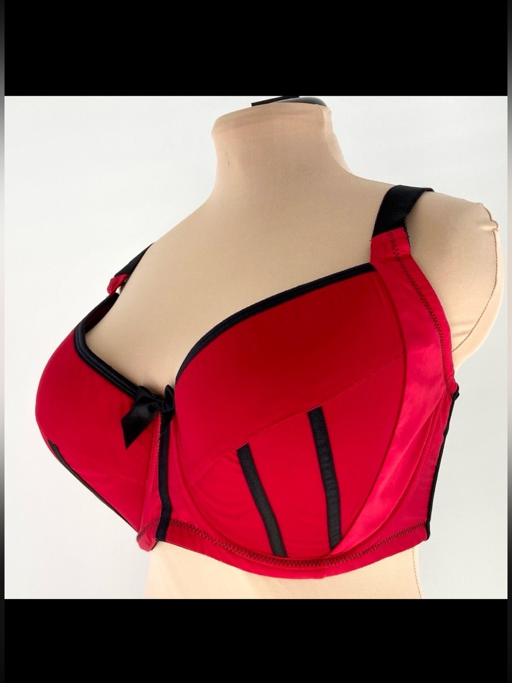 Parfait by Affinitas Charlotte Padded Bra – Red & Black Satin | Size 36HH